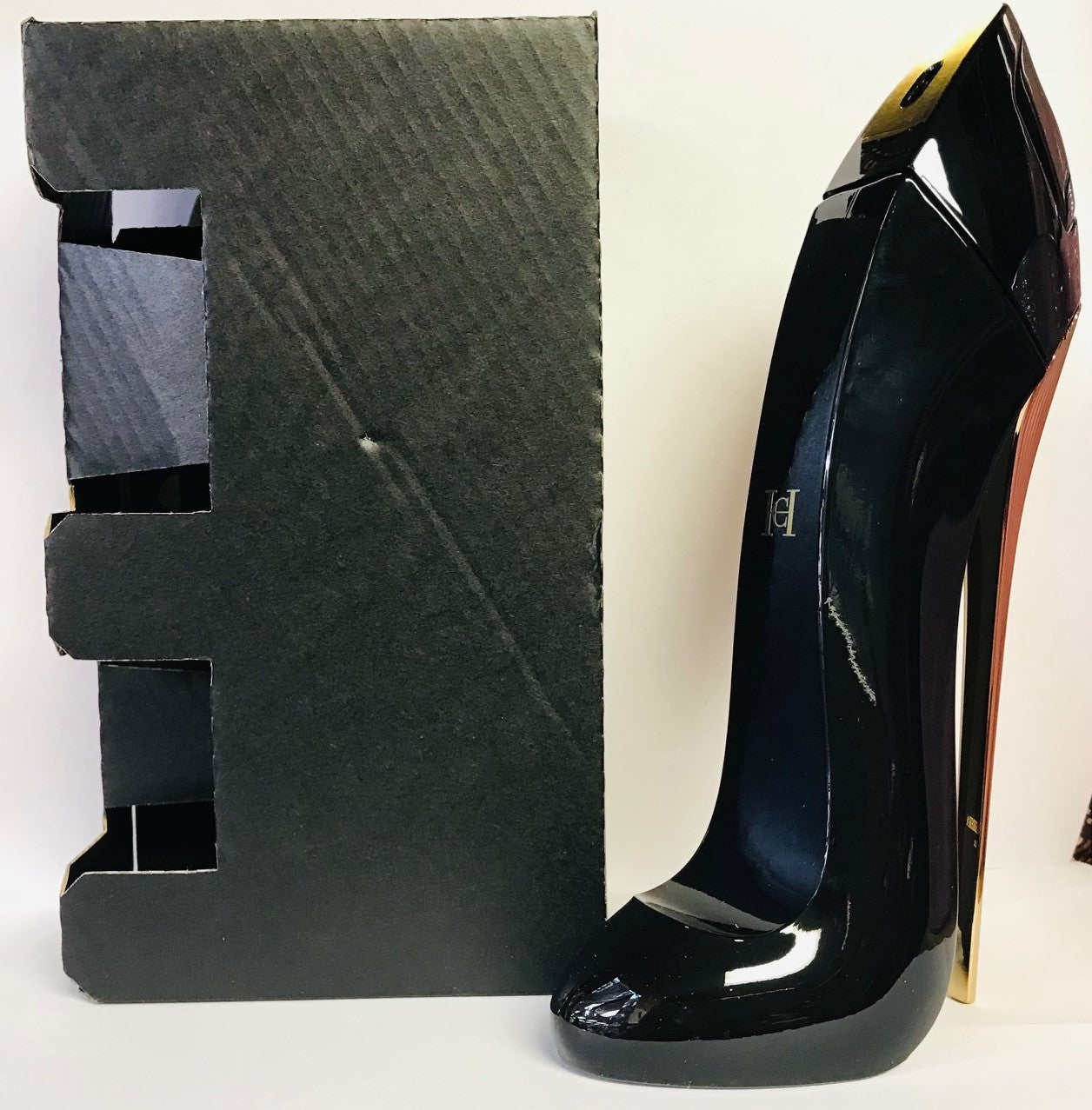 Tester Good Girl by Carolina Herrera 2.7oz